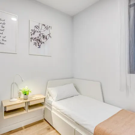 Apartment Hanami Connecta 3 *