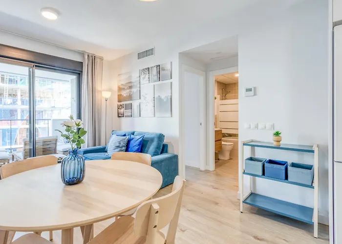 Hanami Connecta 3 * Estepona