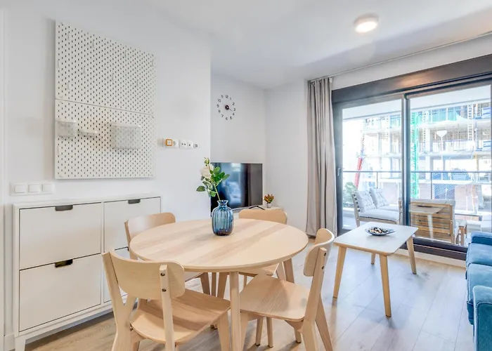 Hanami Connecta 3 Estepona