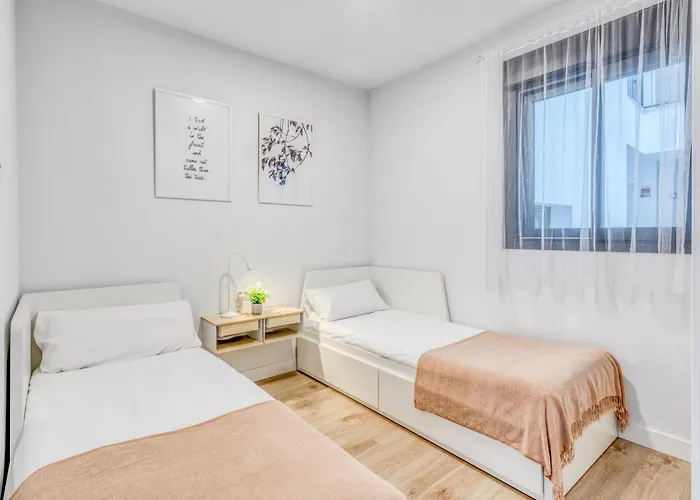 Hanami Connecta 3 * Estepona