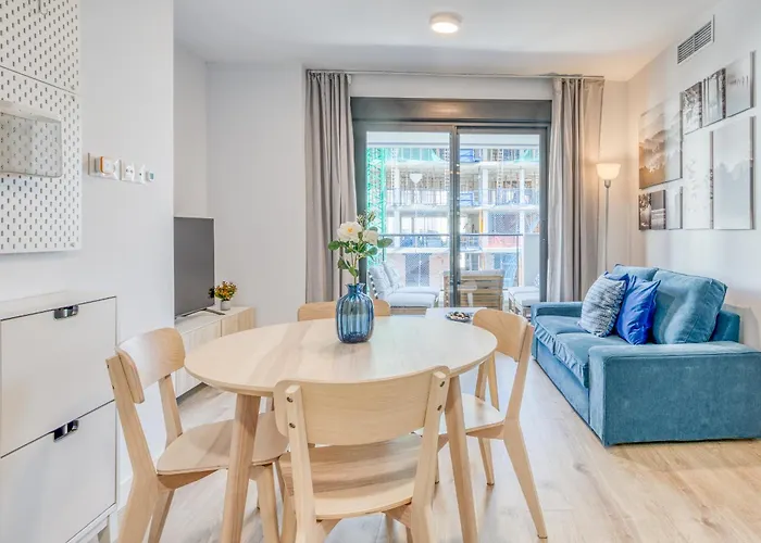 Hanami Connecta 3 * Estepona